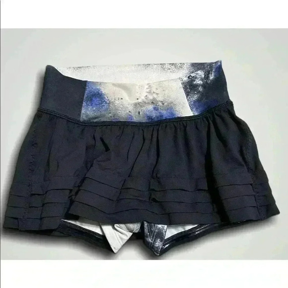 Lululemon Breath of Fire Athletic Skirt Black Milky Way Print Pleated Size 2 - Picture 2 of 11